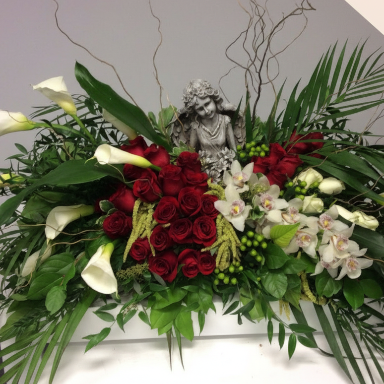 Red & White Floral Spread